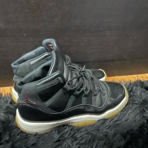 Big kid Air Jordan 11